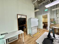 Arc 380 (D8), Office #485276651